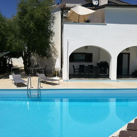Ferienhaus Bozena Appartment 1 فيرسار المظهر الخارجي الصورة