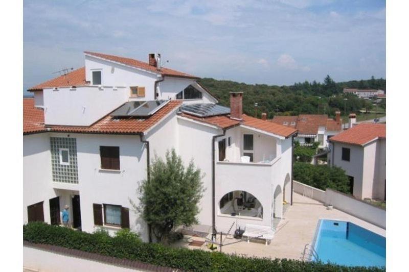 Ferienhaus Bozena Appartment 1 فيرسار المظهر الخارجي الصورة