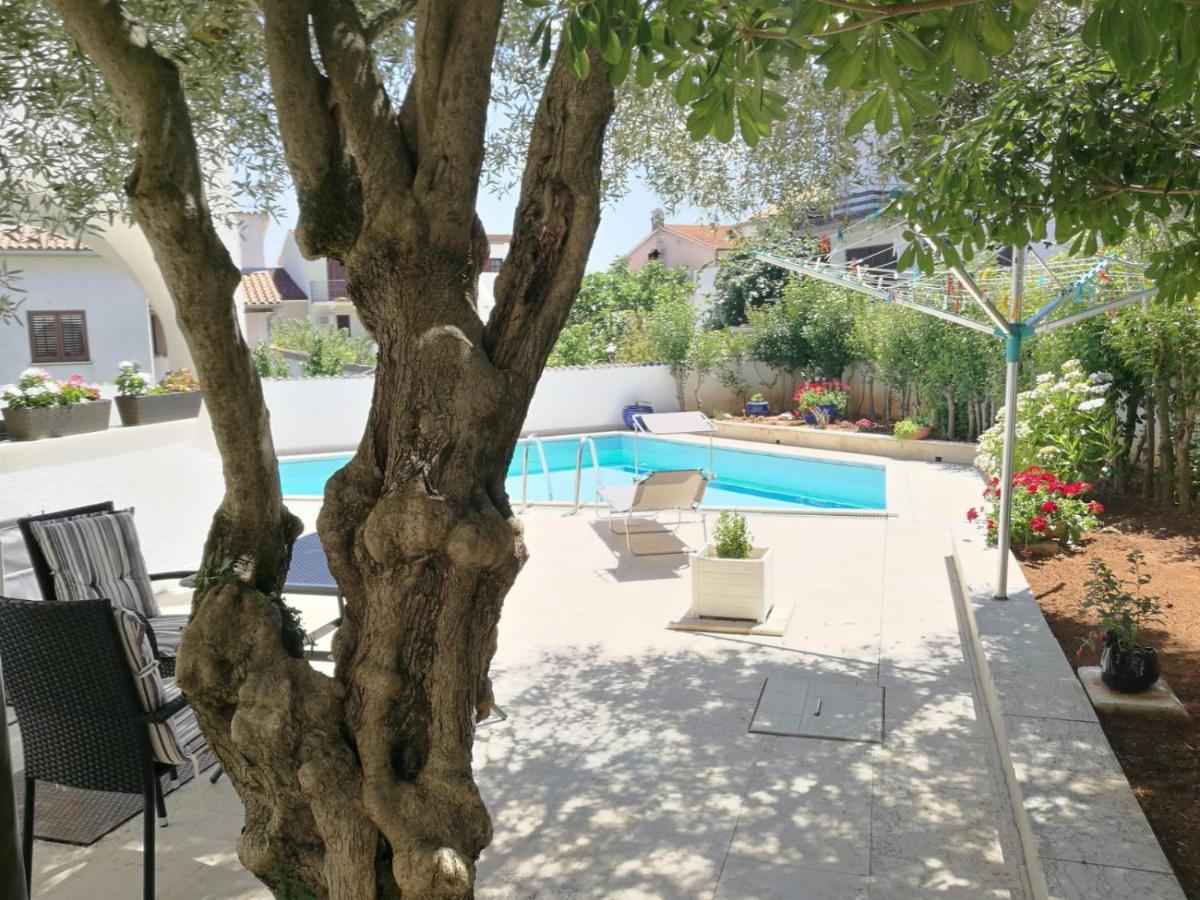 Ferienhaus Bozena Appartment 1 فيرسار المظهر الخارجي الصورة